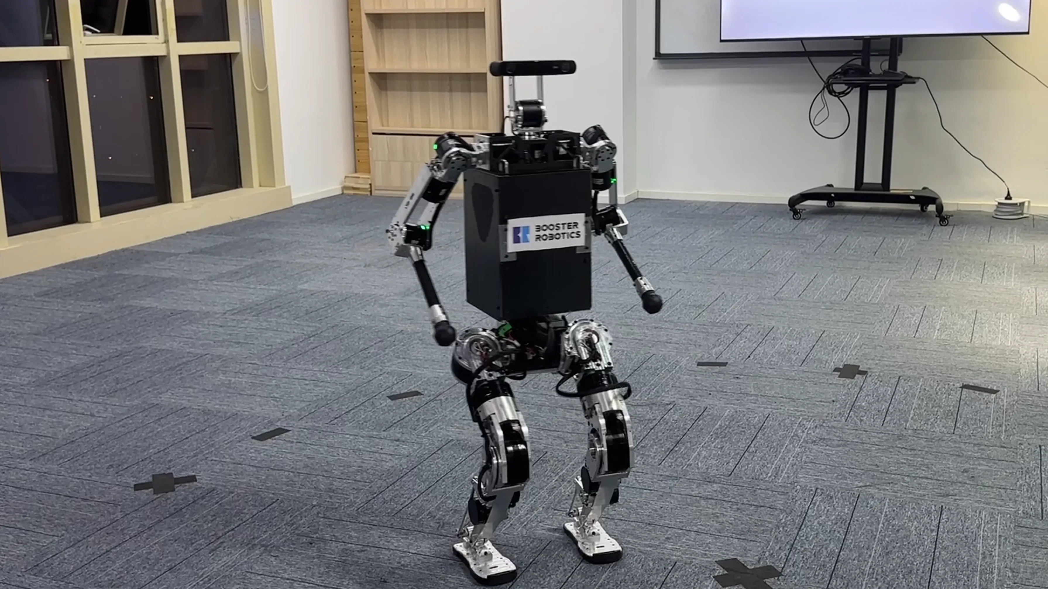 Dialogue with Professor Zhao: Booster Robotics replicates Boston Dynamics' movements